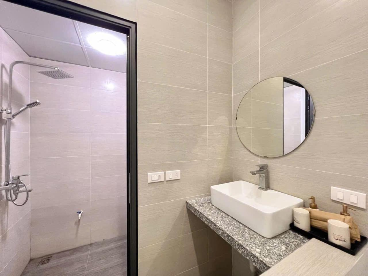 Nine Housing 290 Kim Ma Aparthotel Hanoi Buitenkant foto