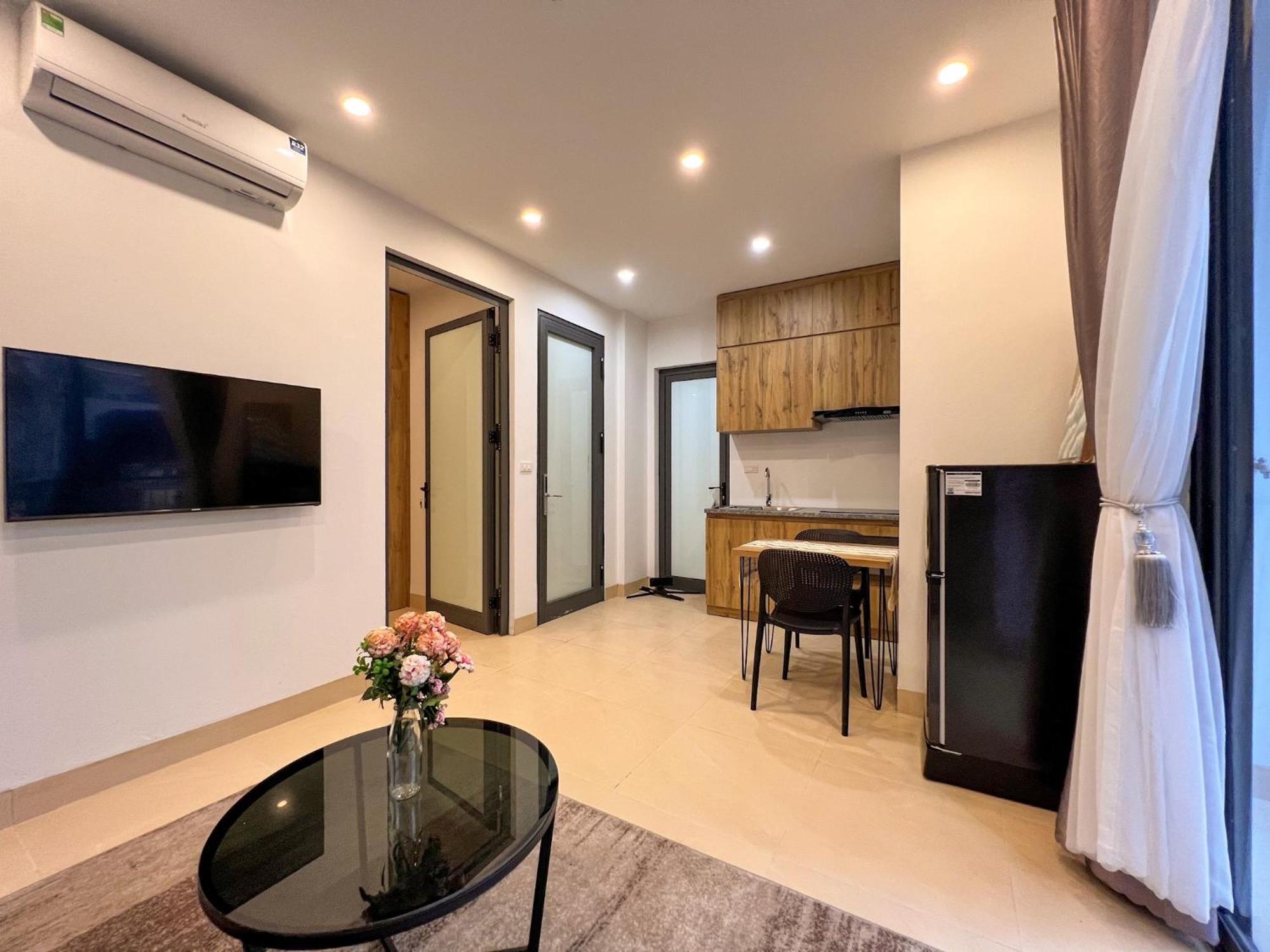 Nine Housing 290 Kim Ma Aparthotel Hanoi Buitenkant foto