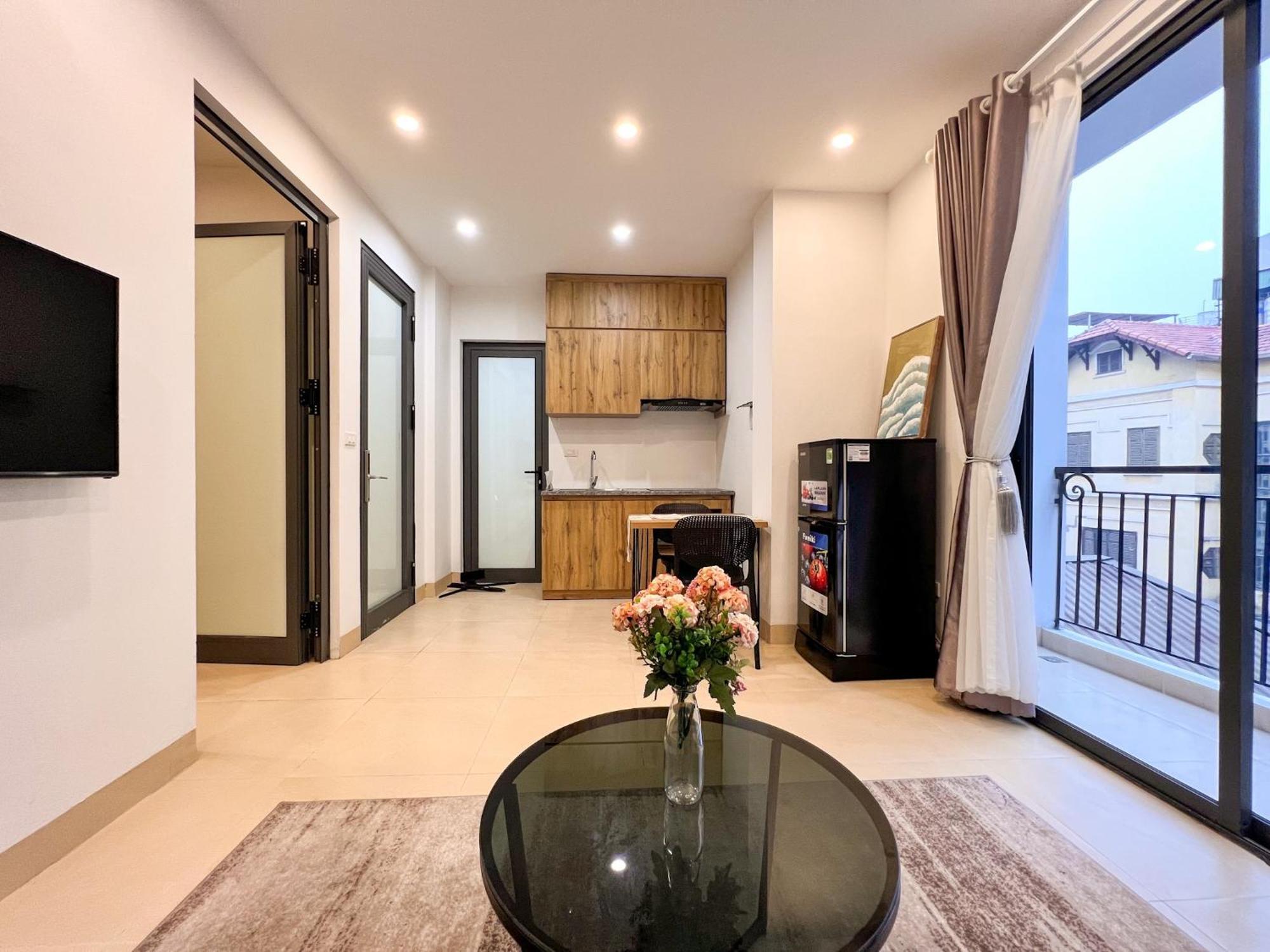 Nine Housing 290 Kim Ma Aparthotel Hanoi Buitenkant foto
